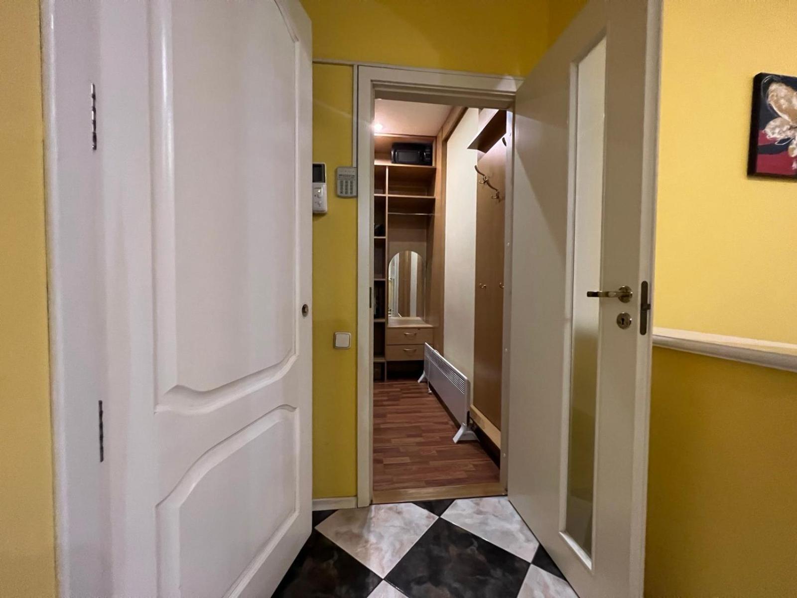 Apartment Near Gulliver Kiev Ngoại thất bức ảnh