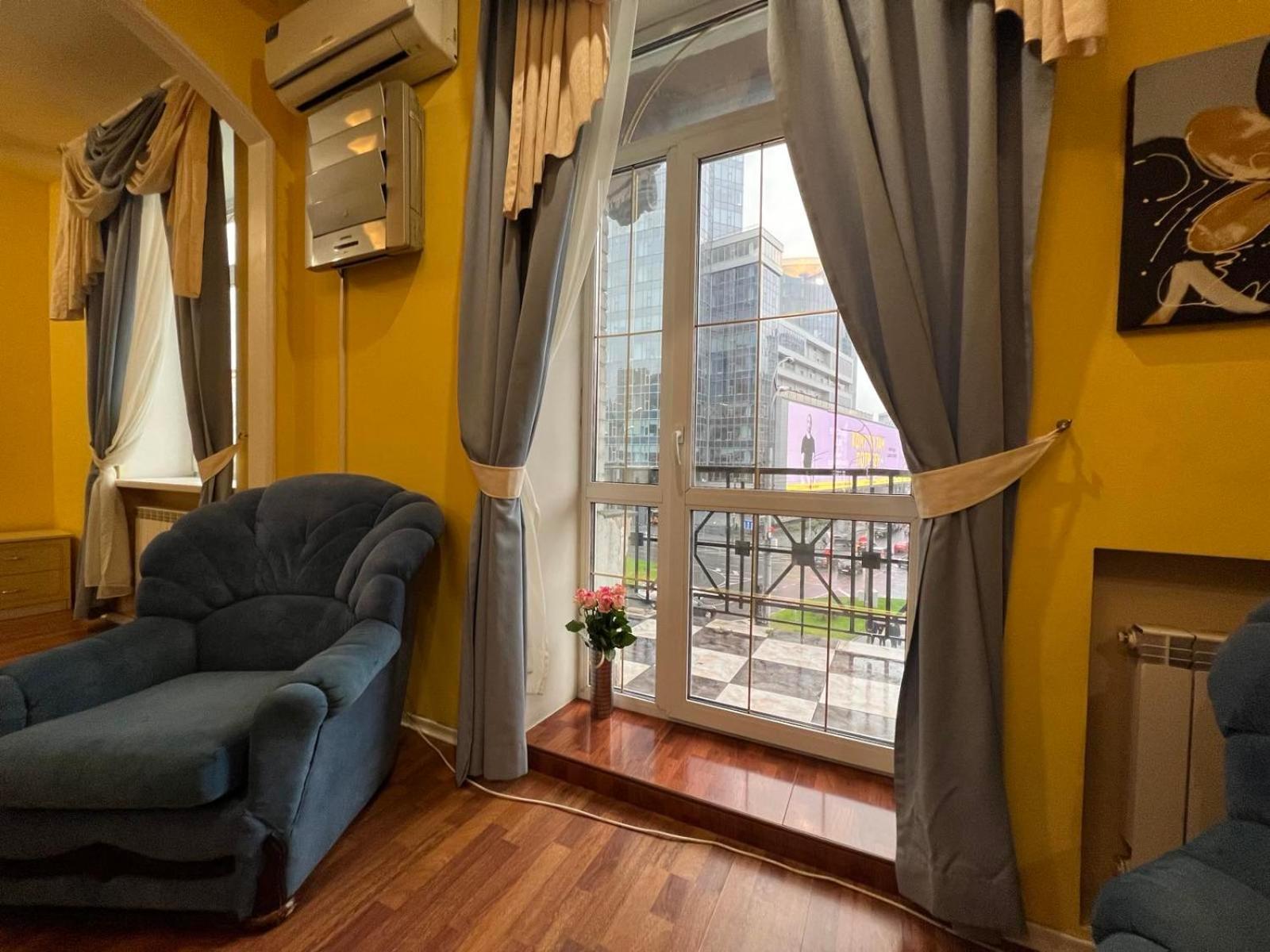 Apartment Near Gulliver Kiev Ngoại thất bức ảnh